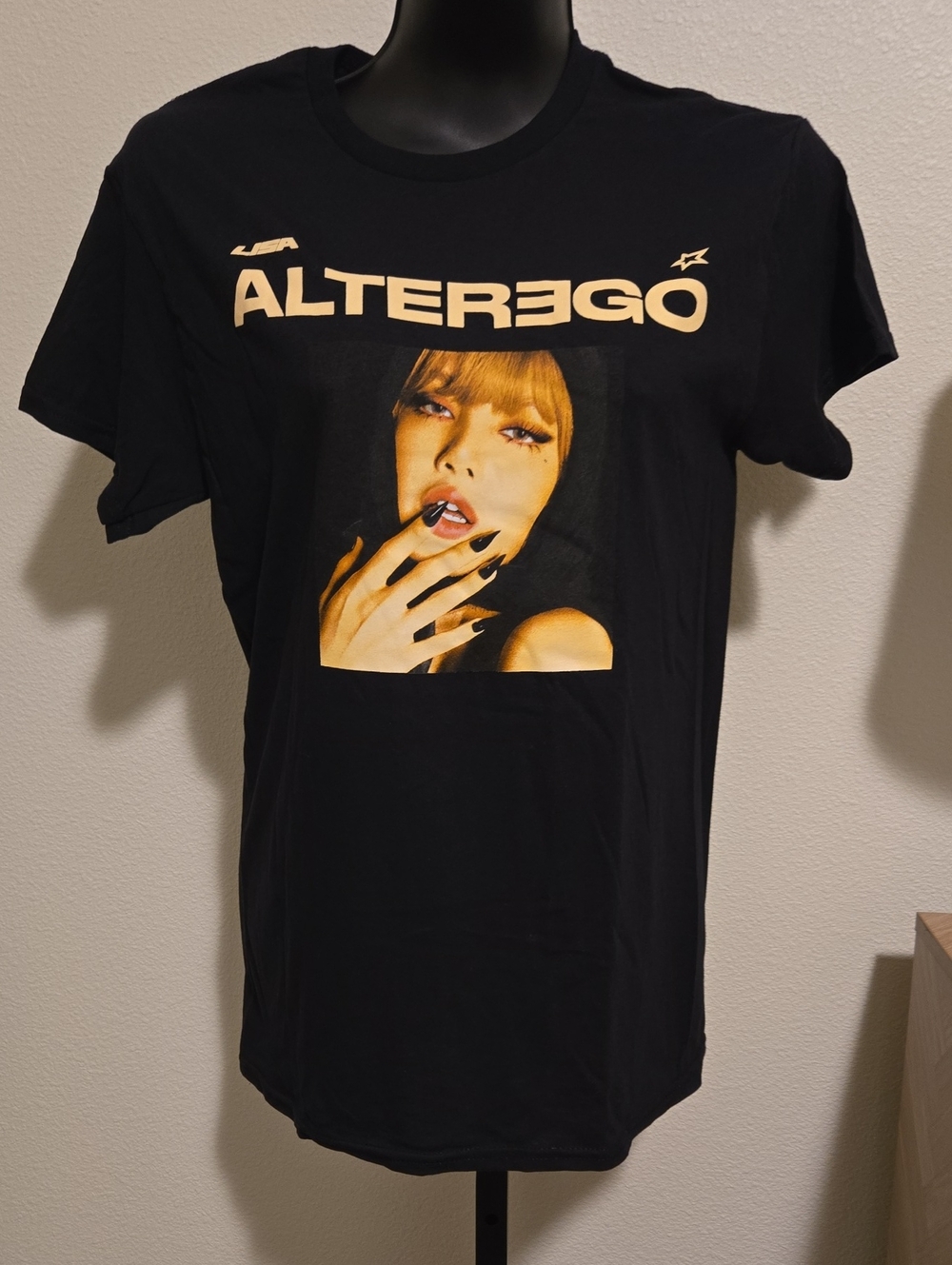 Lisa Alterego Graphic Tee NWT